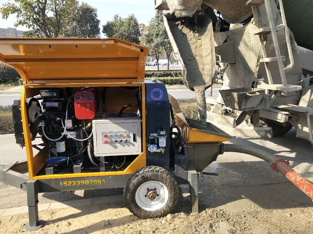 柴油动力混凝土输送泵